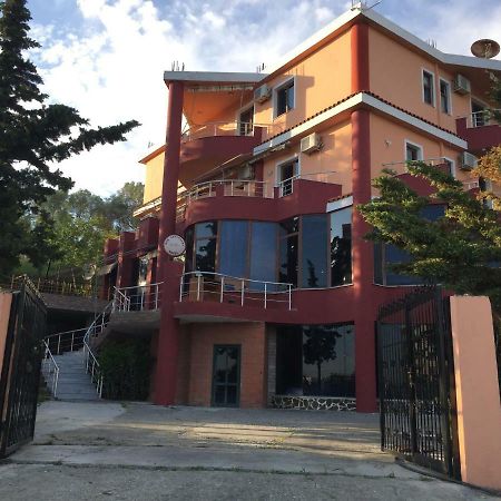 Hotel Moris Durres Exterior photo